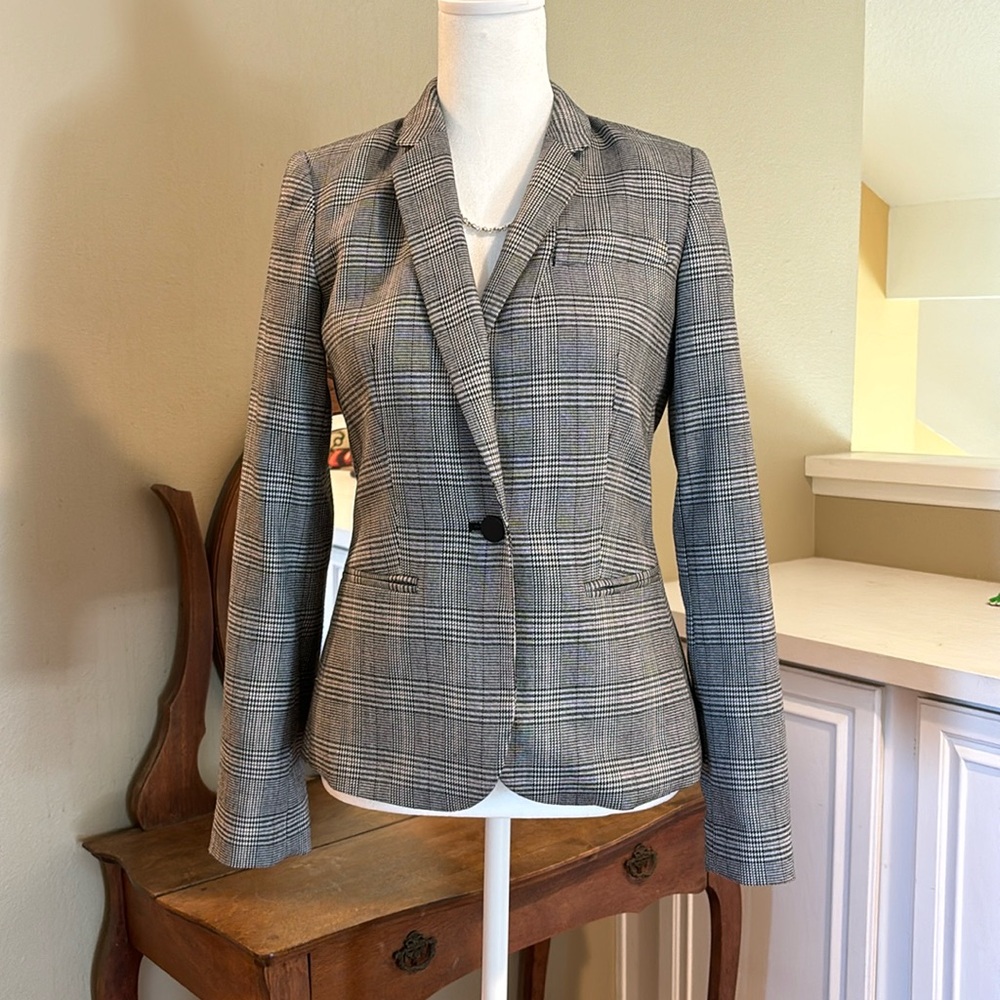 Calvin Klein Blazer Size 2P EUC